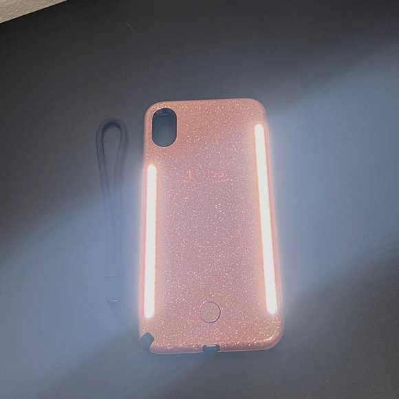 LuMee Duo Lighted Phone Case + 5 screen protectors for iPhone XS Max - Picture 2 of 10